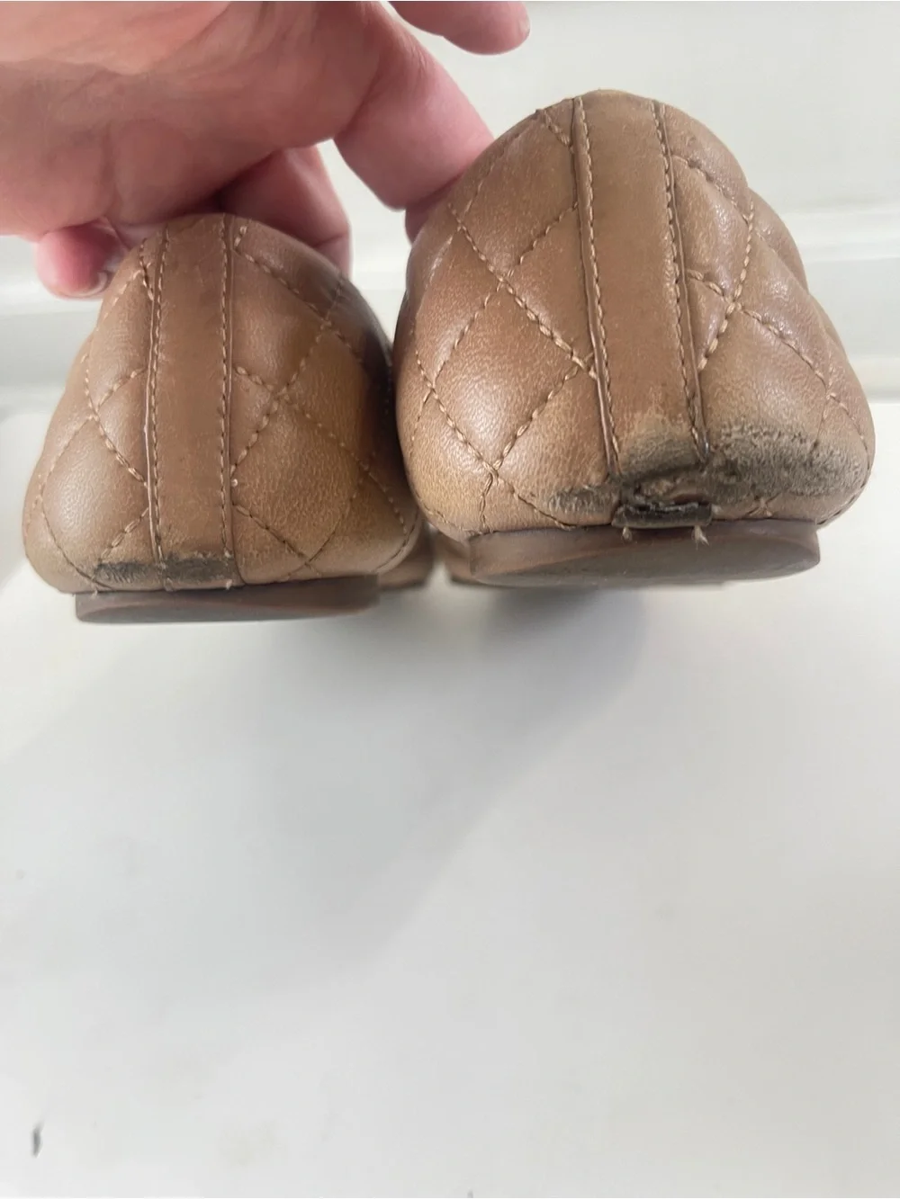 Tory Burch Flats Size 9 Sand With Gold Emblem Quilted Minnie Flats - Picture 6 of 8